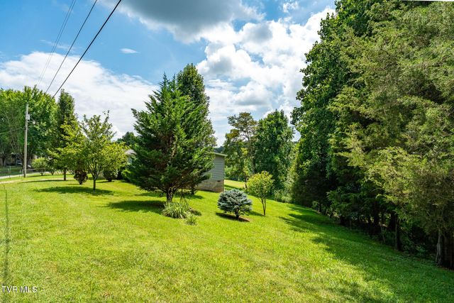 210 Whitaker Road, Jonesborough, TN 37659