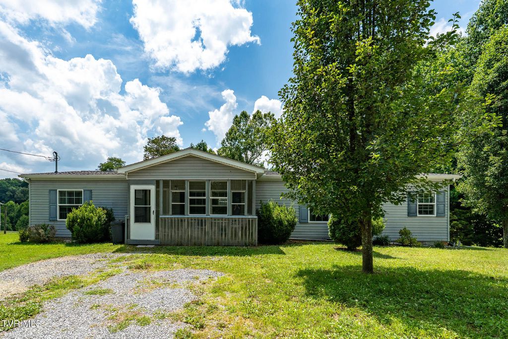 210 Whitaker Road, Jonesborough, TN 37659