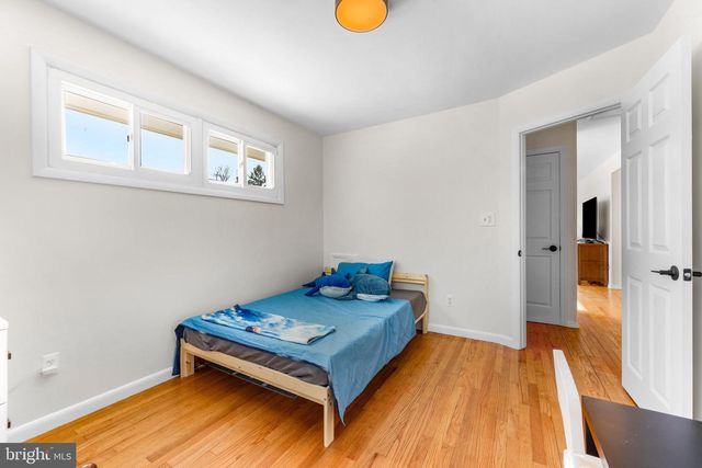 216 SPRING, Lutherville Timonium, MD 21093