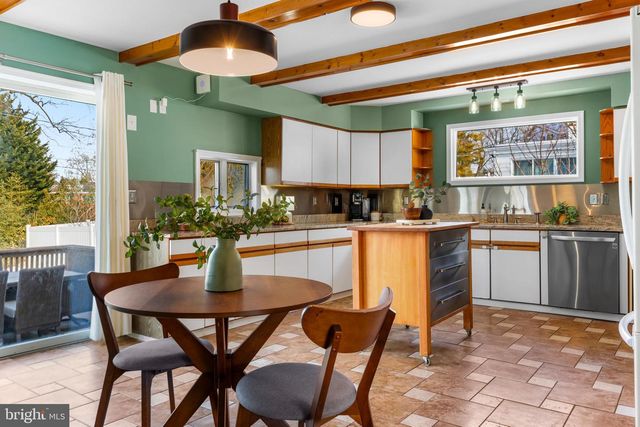 216 SPRING, Lutherville Timonium, MD 21093