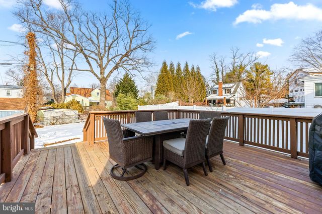 216 SPRING, Lutherville Timonium, MD 21093