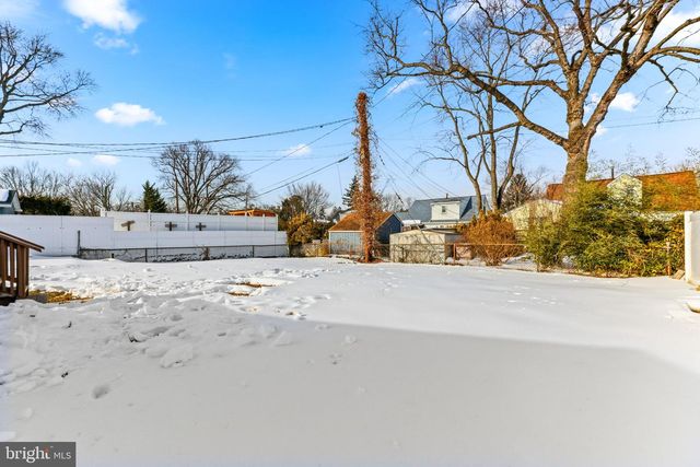 216 SPRING, Lutherville Timonium, MD 21093