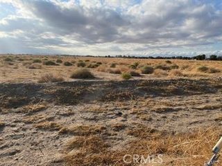 1 20th, Rosamond, CA 93560