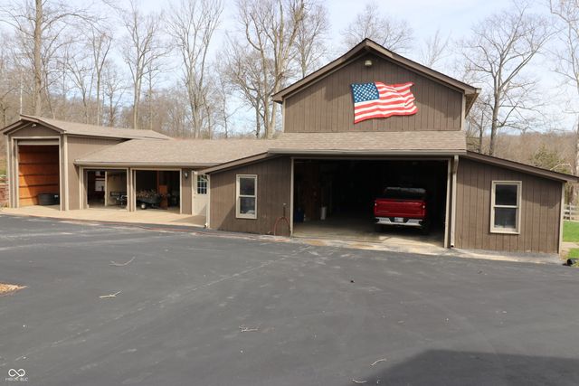 6366 S County Road 100 W, Greensburg, IN 47240