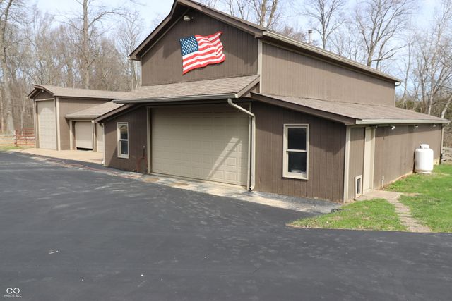 6366 S County Road 100 W, Greensburg, IN 47240