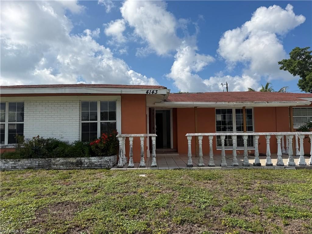4143 Country Club BLVD, CAPE CORAL, FL 33904 — exterior