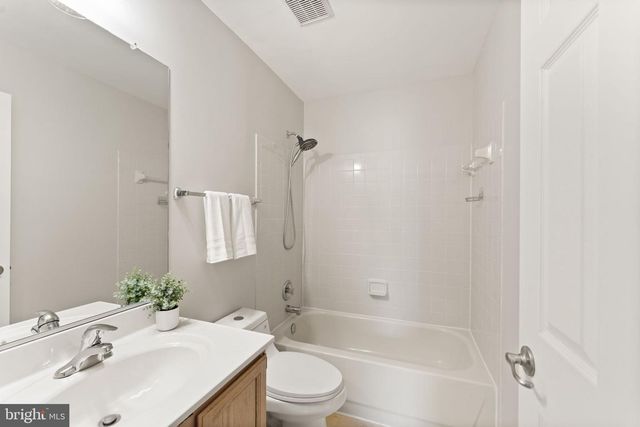 104 KIRKBRIDGE CT, Purcellville, VA 20132