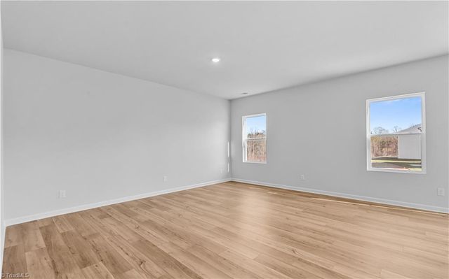 5115 Fallmeade Road, Kernersville, NC 27284