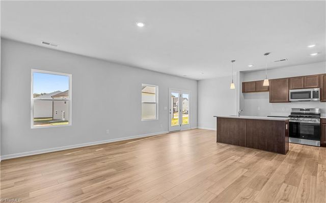 5115 Fallmeade Road, Kernersville, NC 27284