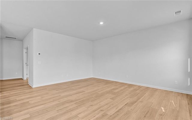 5115 Fallmeade Road, Kernersville, NC 27284