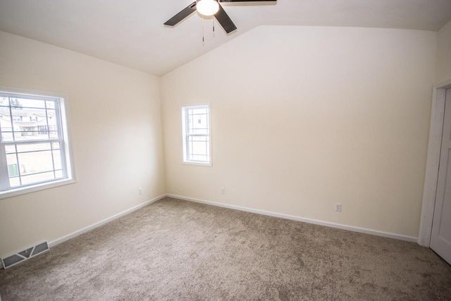 1334 Legion CIRCLE, West Bend, WI 53090