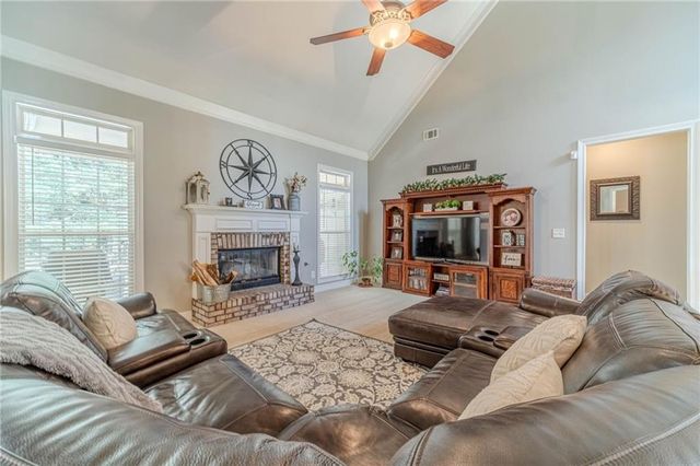 1245 Oakwood Place, Loganville, GA 30052
