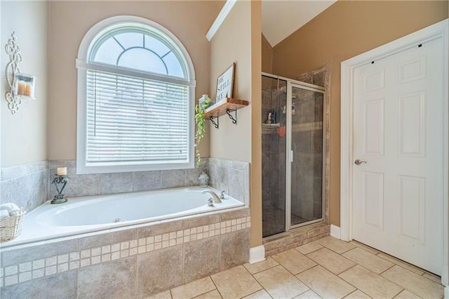 1245 Oakwood Place, Loganville, GA 30052