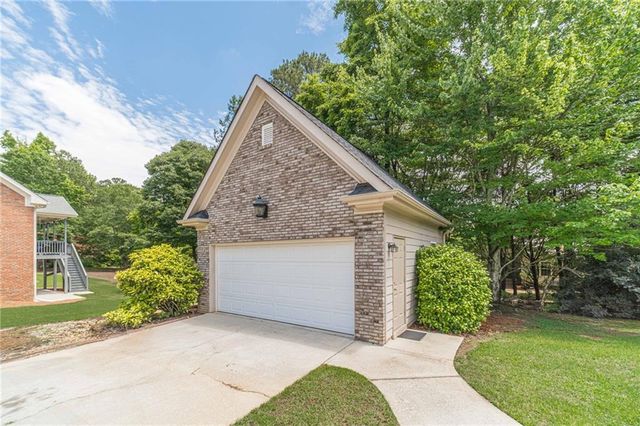 1245 Oakwood Place, Loganville, GA 30052