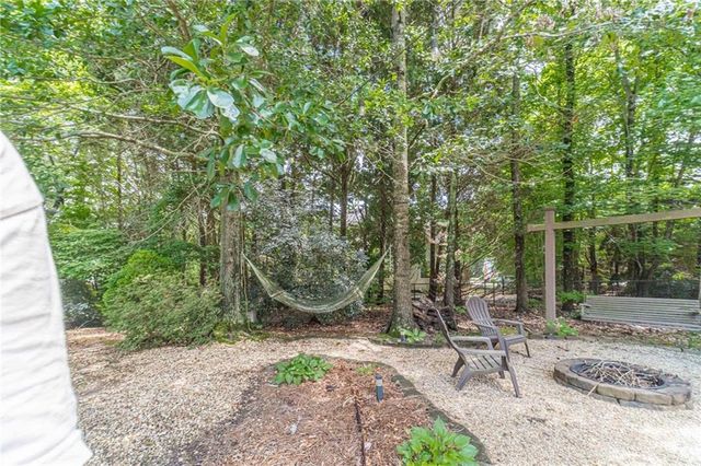 1245 Oakwood Place, Loganville, GA 30052