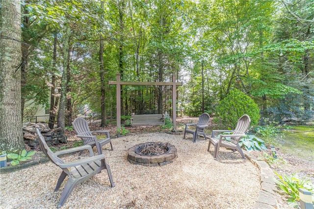 1245 Oakwood Place, Loganville, GA 30052