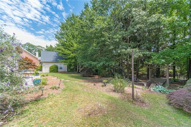 1245 Oakwood Place, Loganville, GA 30052