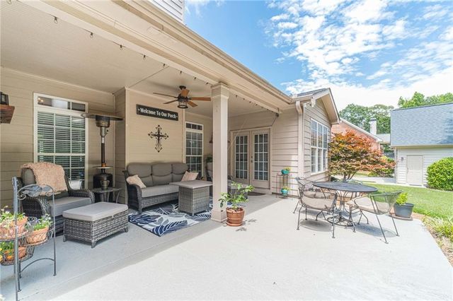 1245 Oakwood Place, Loganville, GA 30052