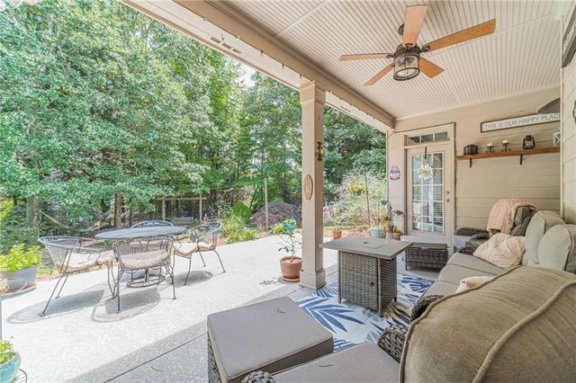 1245 Oakwood Place, Loganville, GA 30052