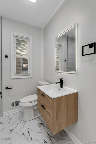 14895 Mapleridge Street, Detroit, MI 48205