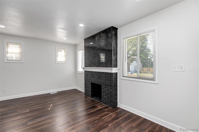 14895 Mapleridge Street, Detroit, MI 48205