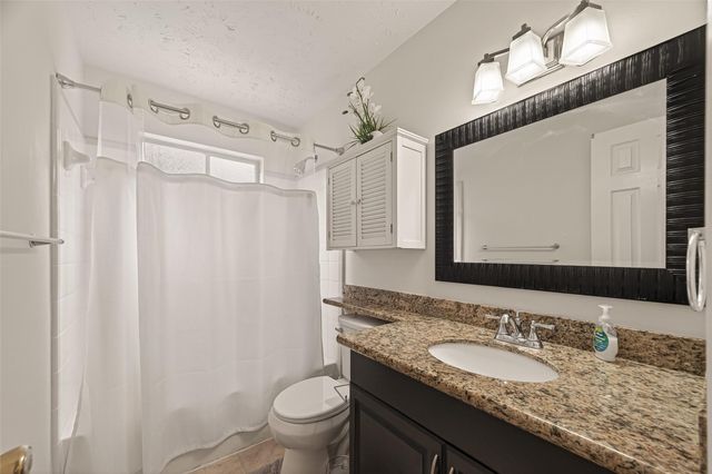 92 S Waxberry Road, Spring, TX 77381