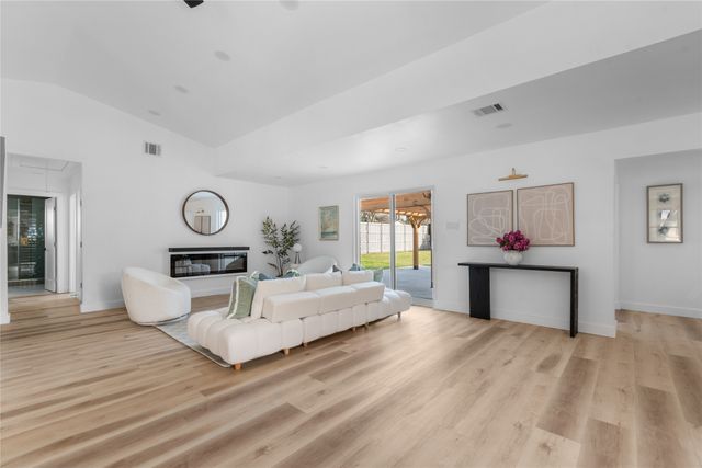 12450 High Meadow Drive, Dallas, TX 75244