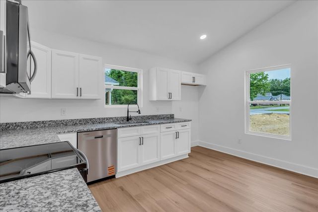 900 East Decherd Street, Tullahoma, TN 37388