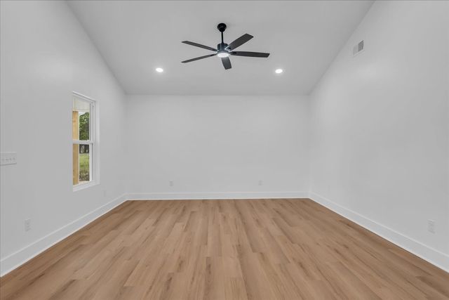 900 East Decherd Street, Tullahoma, TN 37388