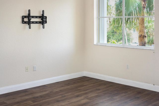 11025 Legacy Boulevard 303, Palm Beach Gardens, FL 33410