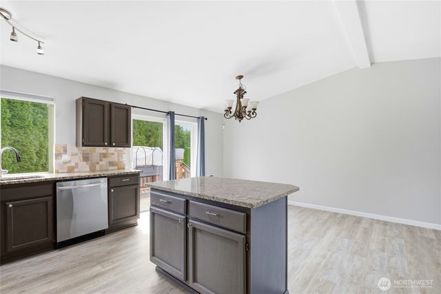 21675 SE 267th Street, Maple Valley, WA 98038