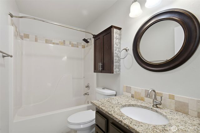 21675 SE 267th Street, Maple Valley, WA 98038