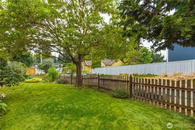 21675 SE 267th Street, Maple Valley, WA 98038