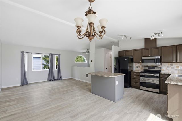 21675 SE 267th Street, Maple Valley, WA 98038