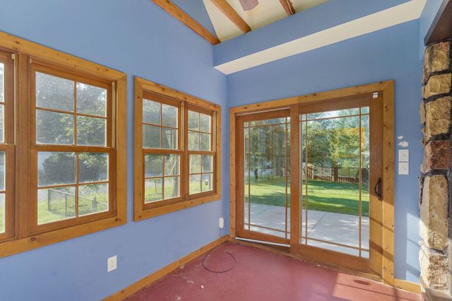 1328 E Bennett Street, Springfield, MO 65804