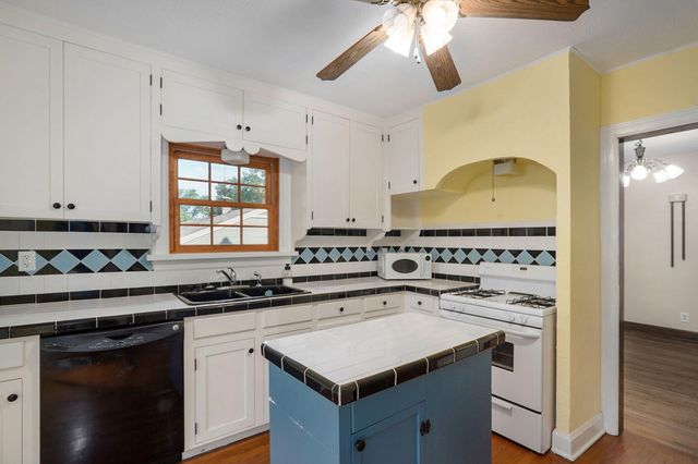 1328 E Bennett Street, Springfield, MO 65804
