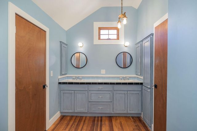 1328 E Bennett Street, Springfield, MO 65804