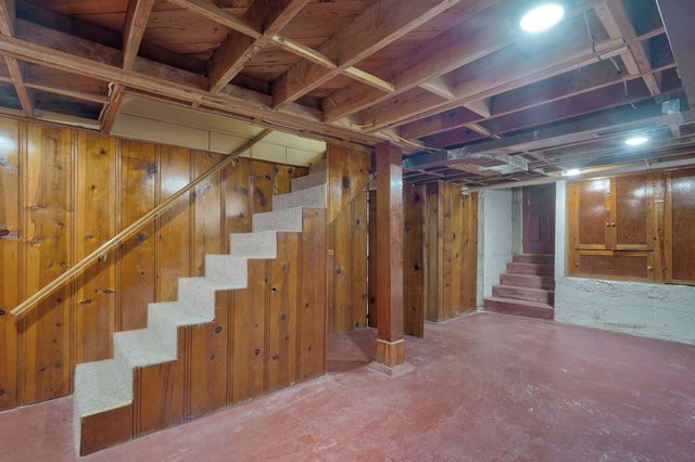 1328 E Bennett Street, Springfield, MO 65804
