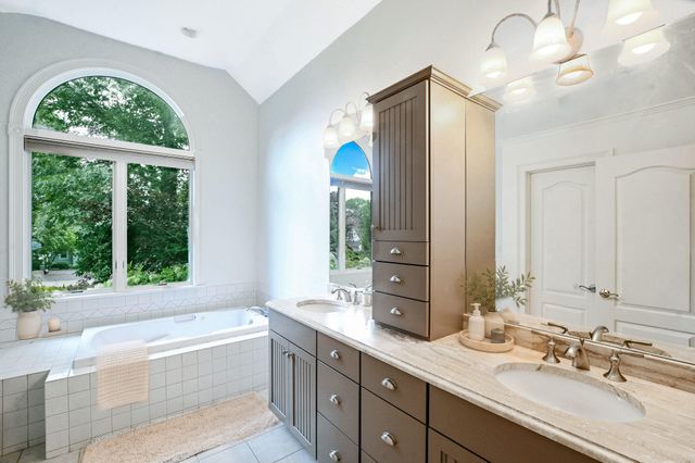 46 Southview Way, East Falmouth, MA 02536