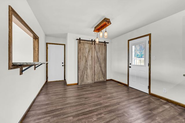 1402 Marla Ct, Clarksville, TN 37042