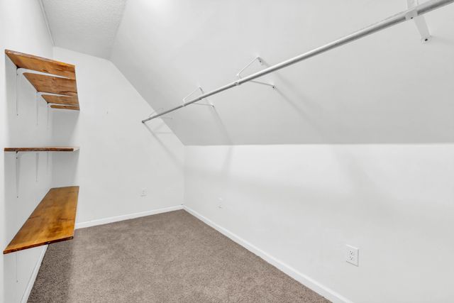 1402 Marla Ct, Clarksville, TN 37042