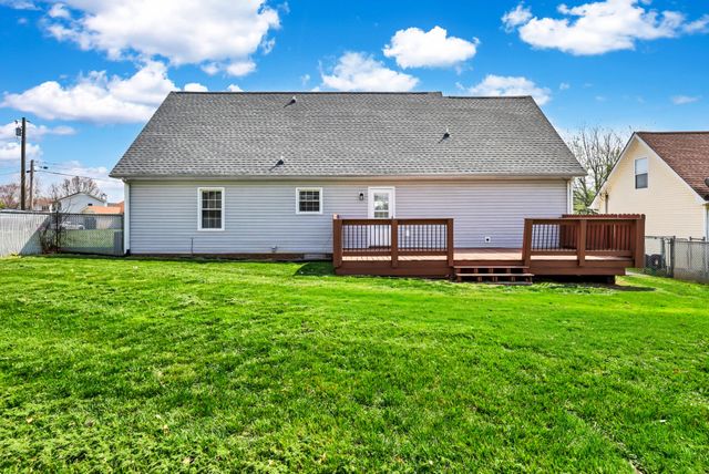 1402 Marla Ct, Clarksville, TN 37042