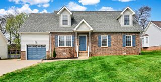 1402 Marla Ct, Clarksville, TN 37042