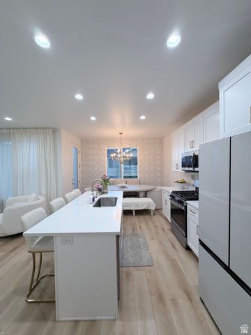 3557 S ACADIA SUMMIT LN, Magna, UT 84044