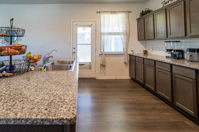 2070 Puma Street, Crandall, TX 75114