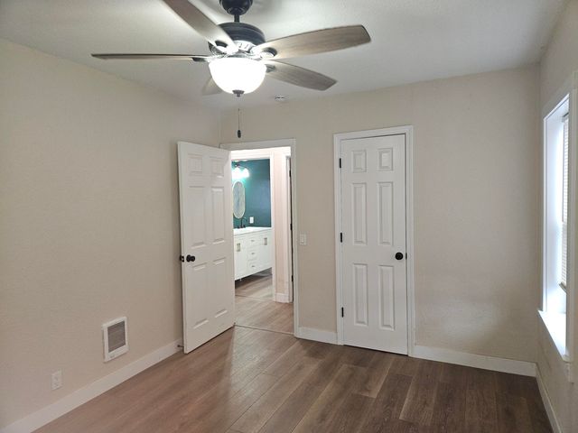 2215 Eberlein Avenue, Klamath Falls, OR 97601