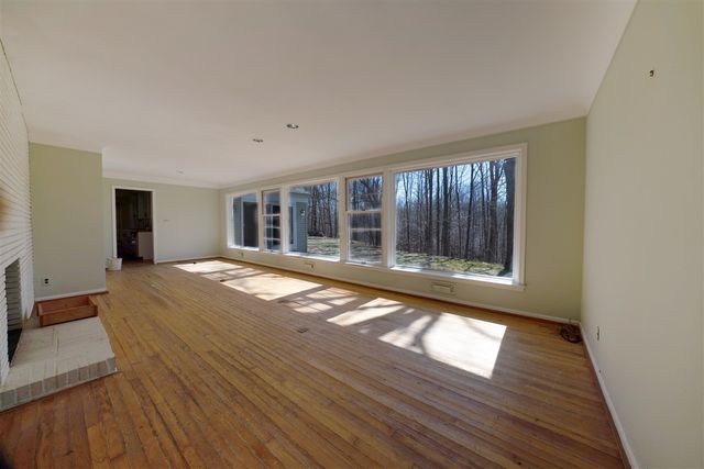 20705 Glenhill Court, Beverly Hills, MI 48025
