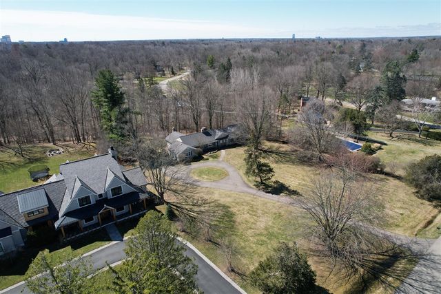20705 Glenhill Court, Beverly Hills, MI 48025