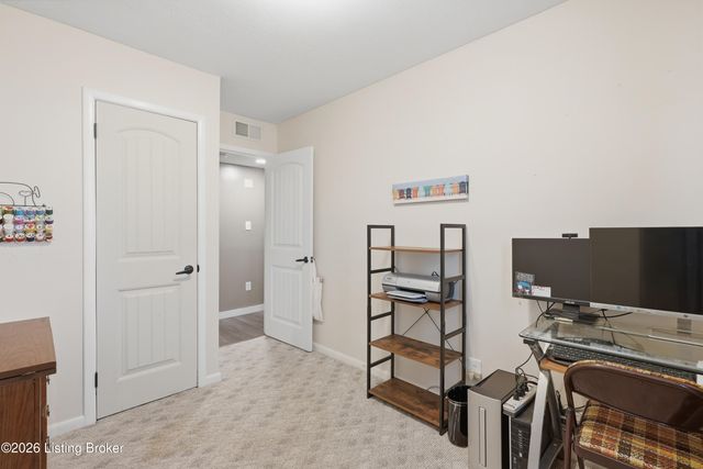 13605 Tennis Blvd, Louisville, KY 40272