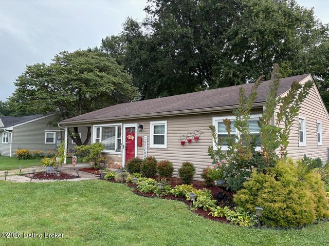 13605 Tennis Blvd, Louisville, KY 40272